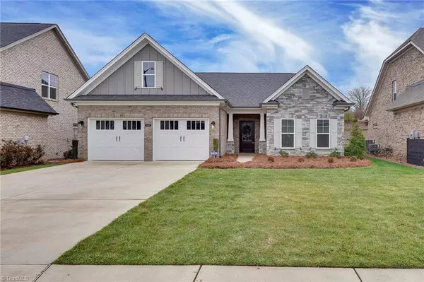 5235 Shoal Creek LN, Winston Salem, NC 27106