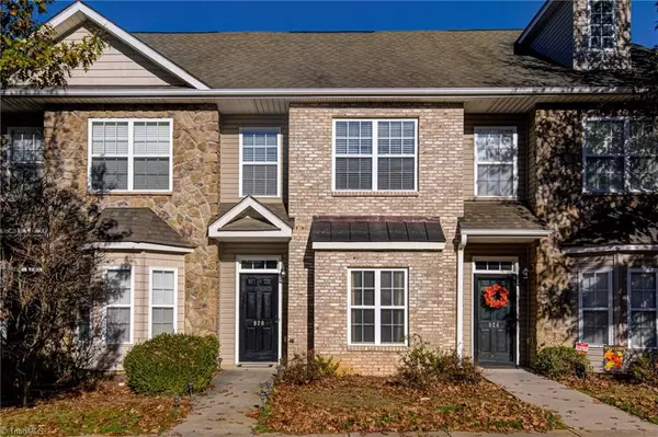 920 Windcastle LN, Winston Salem, NC 27105