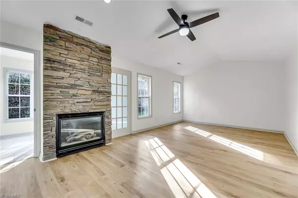 Winston Salem, NC 27103,5450 Regents Village DR