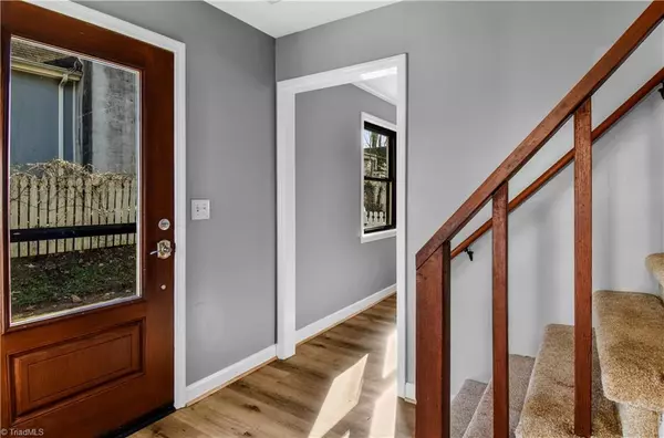 Winston Salem, NC 27104,4856 Tiffany AVE