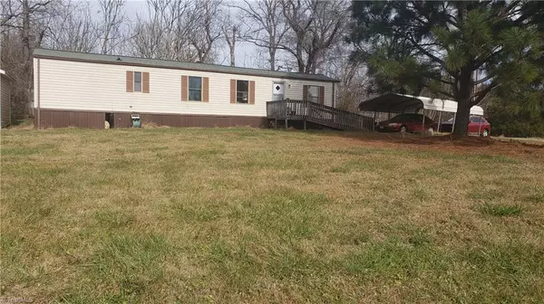 164 Shumate LN, North Wilkesboro, NC 28659