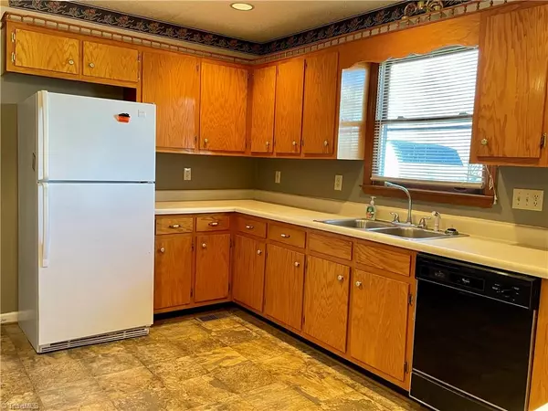 Archdale, NC 27263,207 Aldridge LN