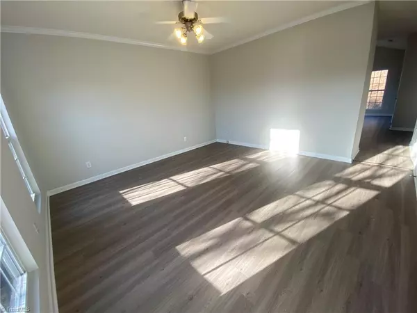 Winston Salem, NC 27127,3047 Canterbury Park DR