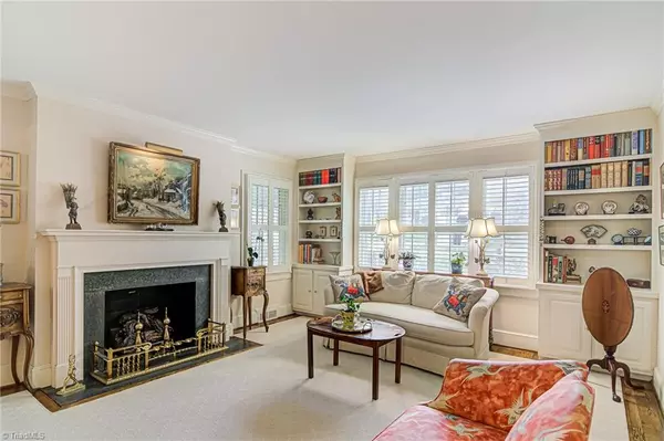 Winston Salem, NC 27104,933 Avon RD