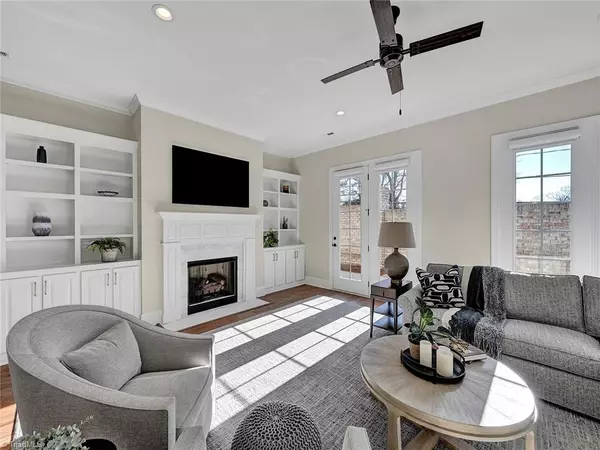 Winston Salem, NC 27104,3523 Cliffmoor CT