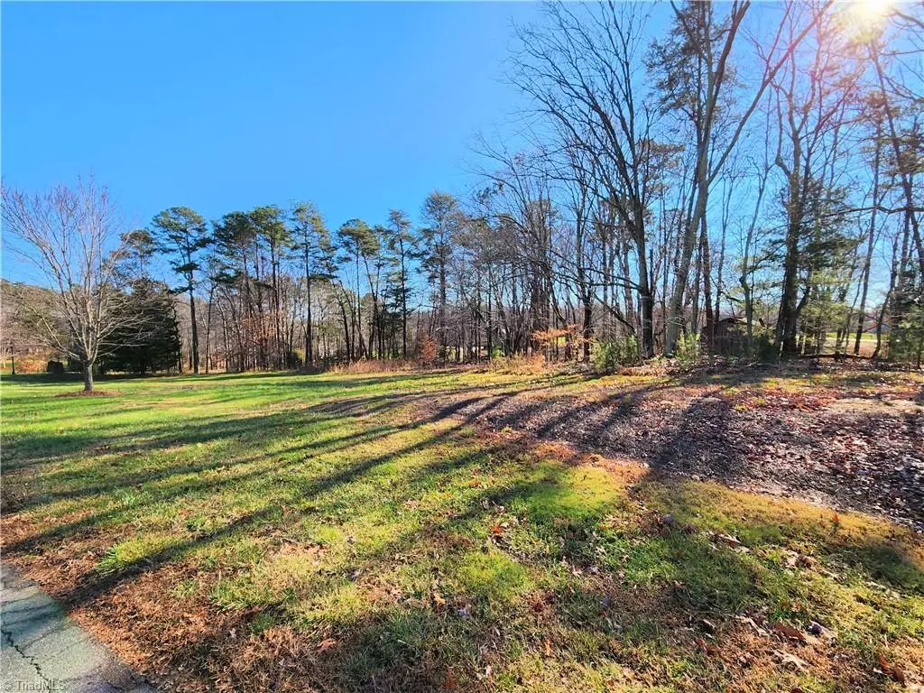 Rural Hall, NC 27045,1390 Kilkenny LN