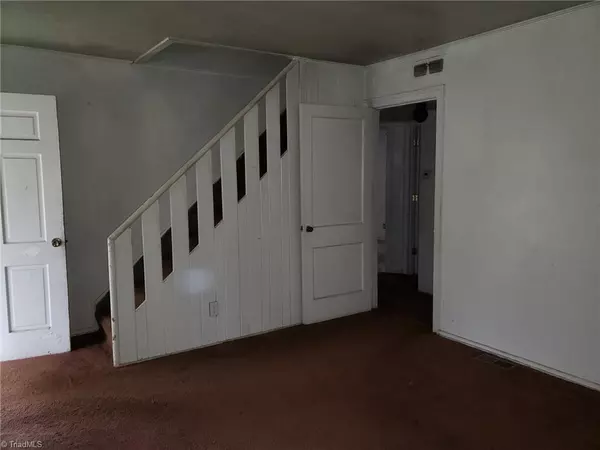 Winston Salem, NC 27107,1004 Nancy LN