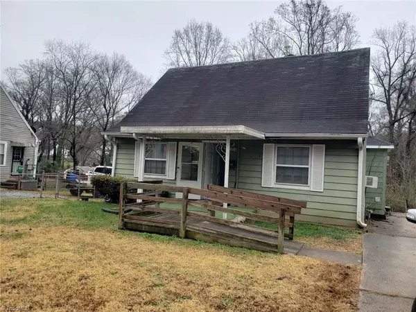 1004 Nancy LN, Winston Salem, NC 27107