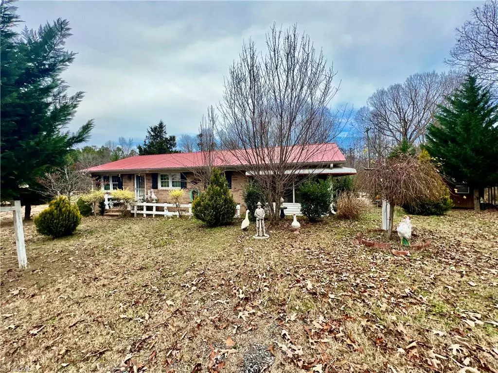 Snow Camp, NC 27349,6416 Patterson RD