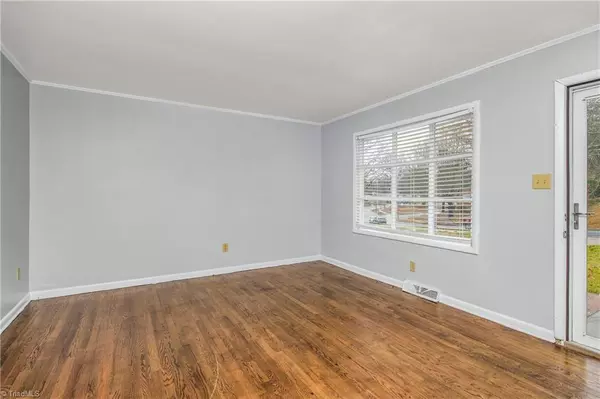Winston Salem, NC 27105,4035 Burnham CT