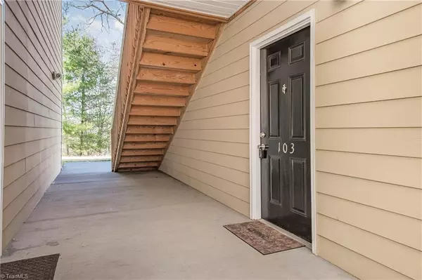 Winston Salem, NC 27127,1845 Crest Hollow DR #103