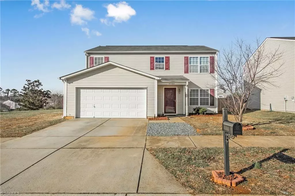 Winston Salem, NC 27106,4584 Greenmanor DR