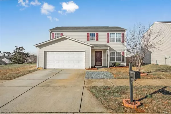 4584 Greenmanor DR, Winston Salem, NC 27106