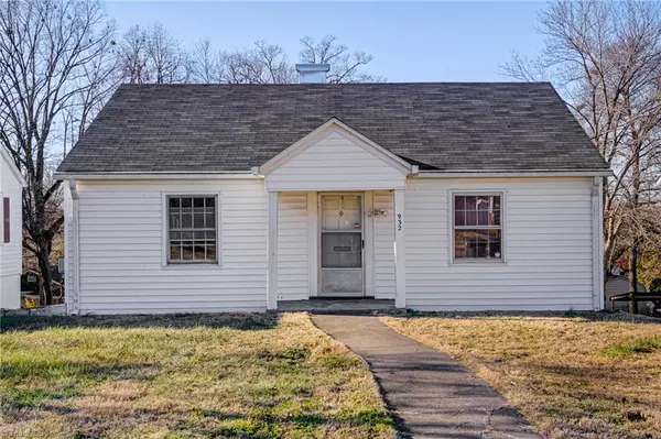 932 Holland ST, Winston Salem, NC 27101