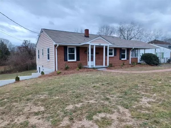 1622 Vogler ST, Winston Salem, NC 27104