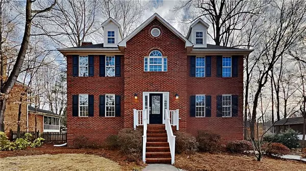 4545 Carriagebrook CT, Clemmons, NC 27012