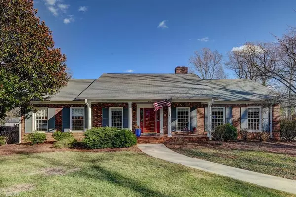 612 Rollingwood DR, Greensboro, NC 27410