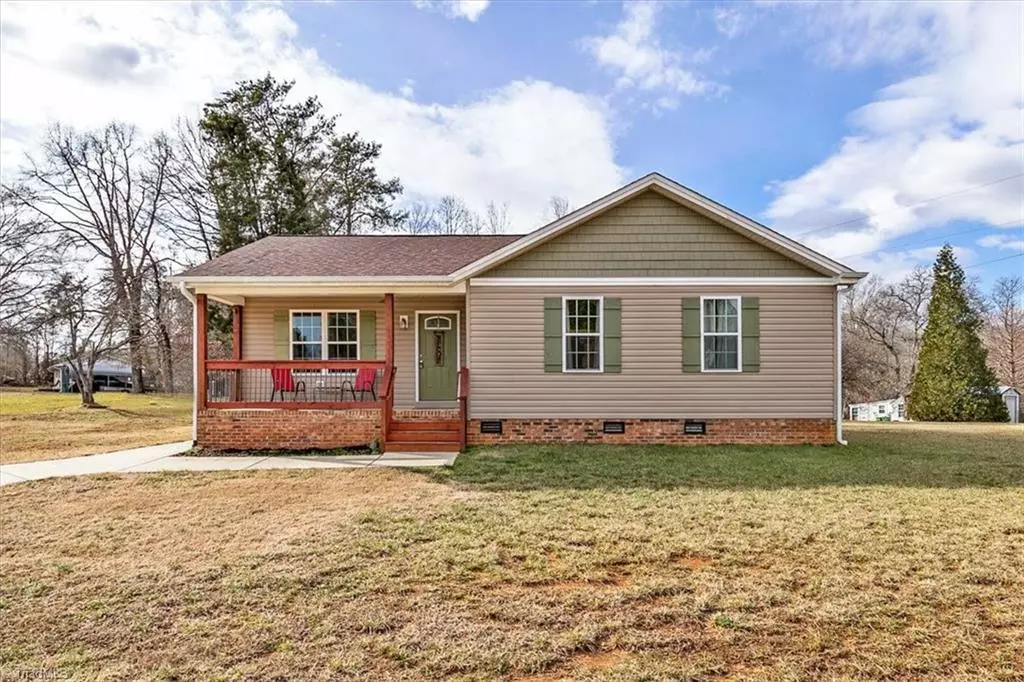 Stoneville, NC 27048,125 Lemons ST