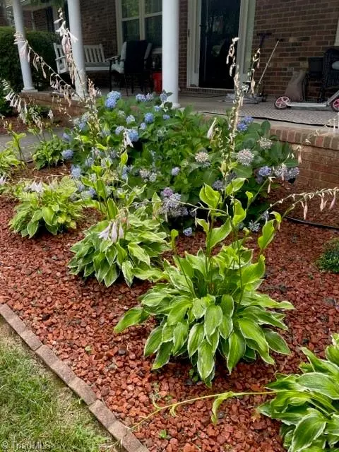 Winston Salem, NC 27103,2540 Farmbrook RD