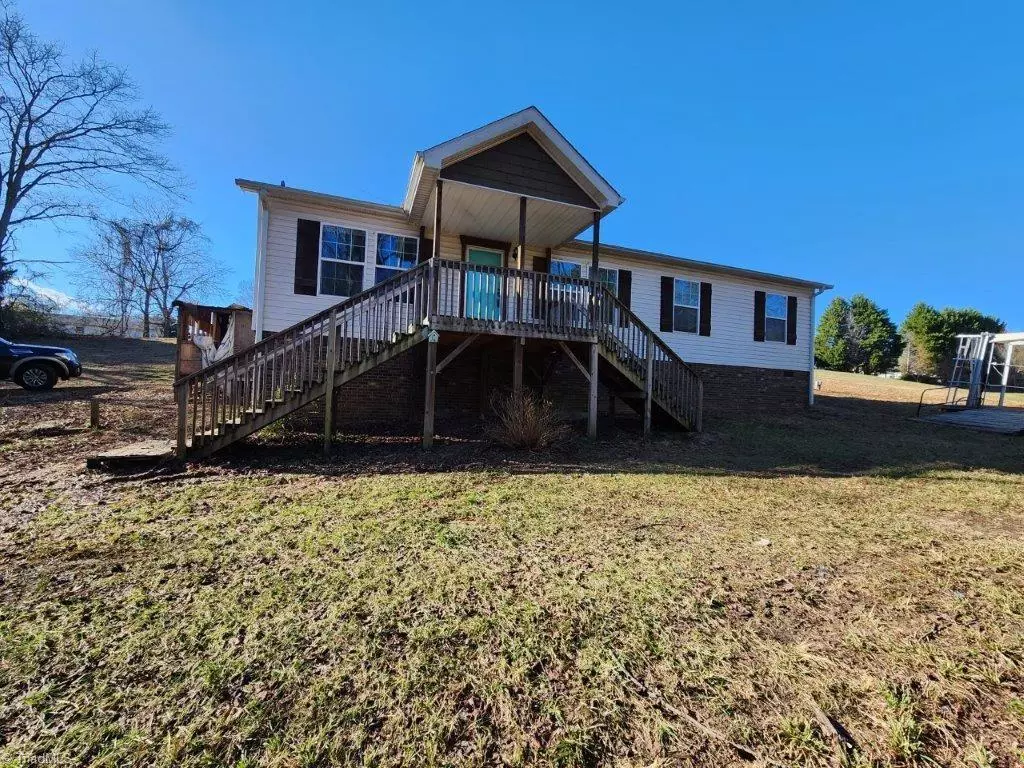 Taylorsville, NC 28681,186 Bowman CT