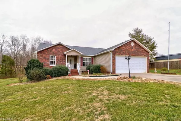 China Grove, NC 28023,144 Gray Goose CIR