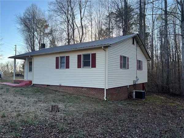 Ramseur, NC 27316,305 Leonard Meadow RD