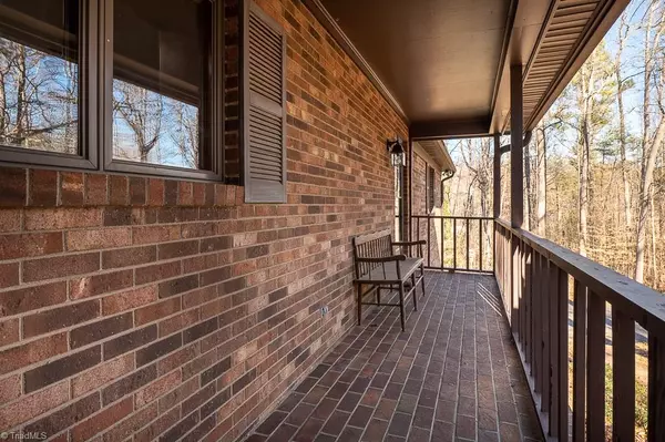 Winston Salem, NC 27107,3230 Presley DR