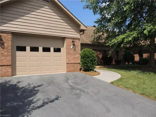 103 Bayberry PL, Bermuda Run, NC 27006