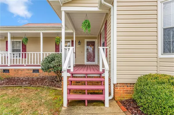 Greensboro, NC 27455,1605 Heraldry LN