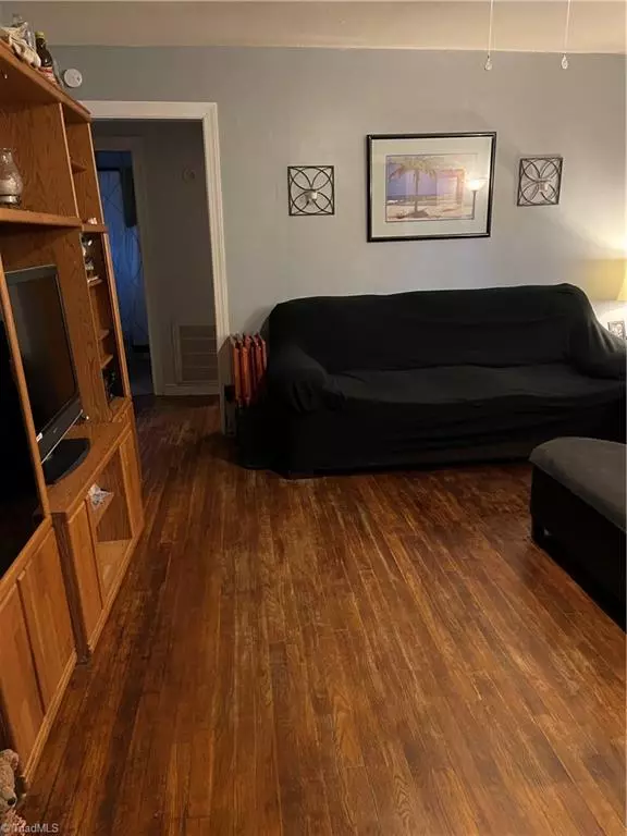 Winston Salem, NC 27127,335 SW Lemly ST