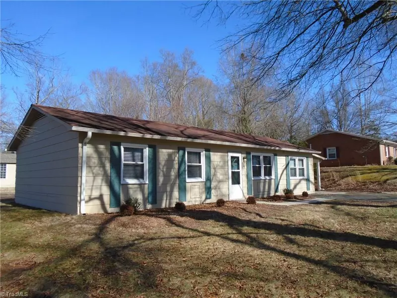 126 Redwood BND, King, NC 27021