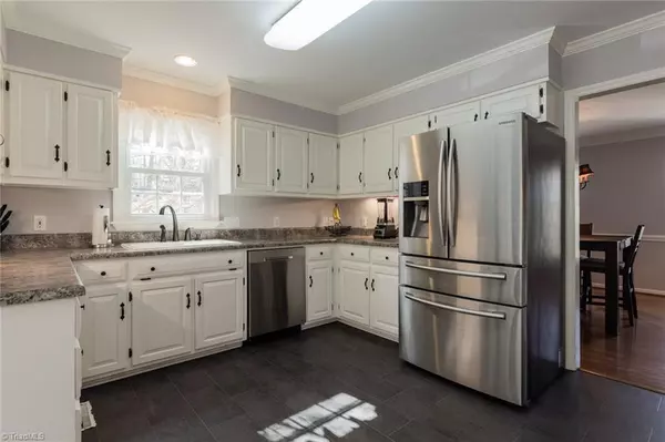 Asheboro, NC 27203,1077 Amity RD