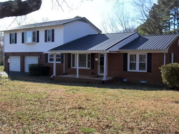 858 Cable Creek RD, Asheboro, NC 27205
