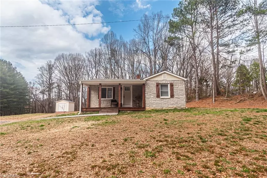 5617 NC Highway 67, Boonville, NC 27011