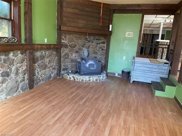 Lexington, NC 27295,175 Meadow LN