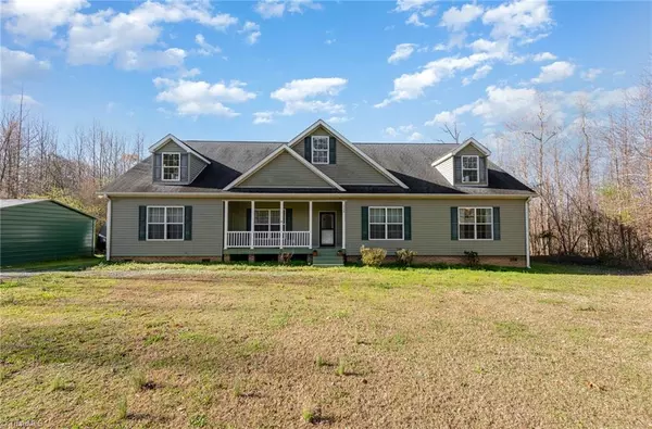 7734 Doe Run TRL, Staley, NC 27355