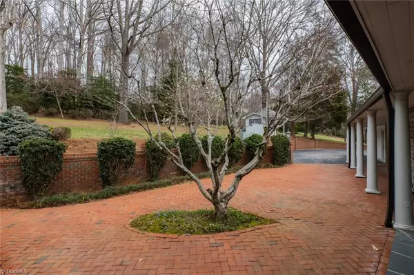 Wilkesboro, NC 28697,448 Country Club RD