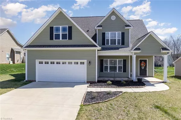 2412 Whelen DR, Graham, NC 27253