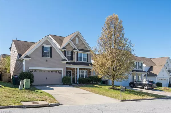 761 Spinning Wheel PT, High Point, NC 27265