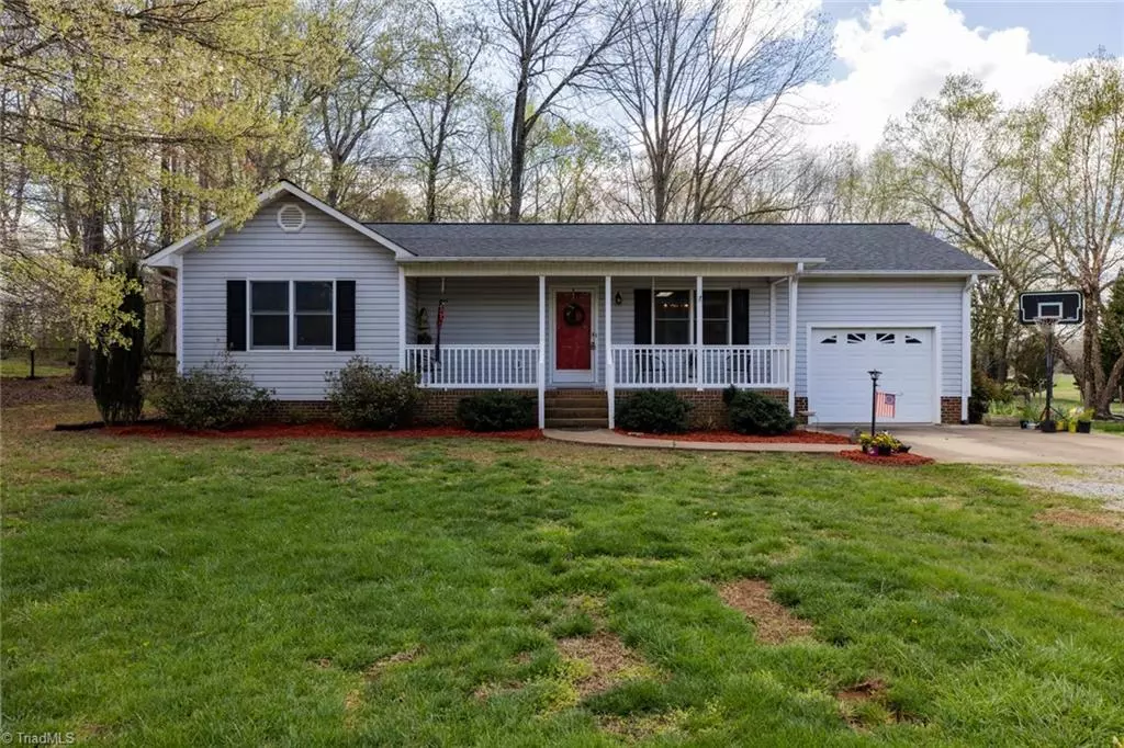 Sophia, NC 27350,3951 Nelson RD