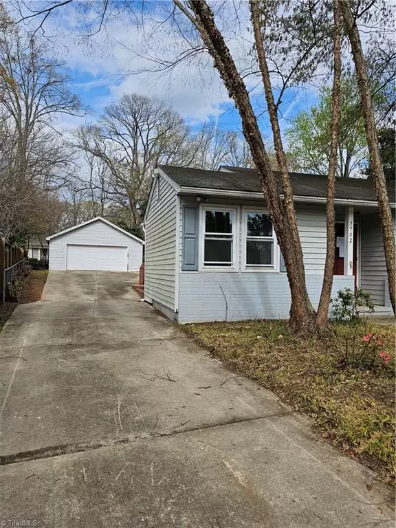 Greensboro, NC 27408,3702 Pershing CT