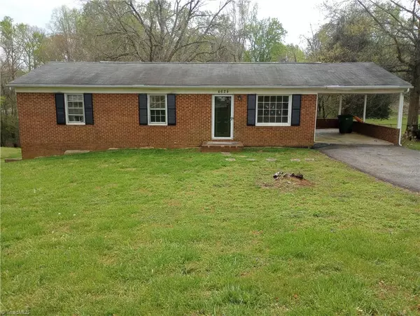 4624 Kings Gate DR, Winston Salem, NC 27101