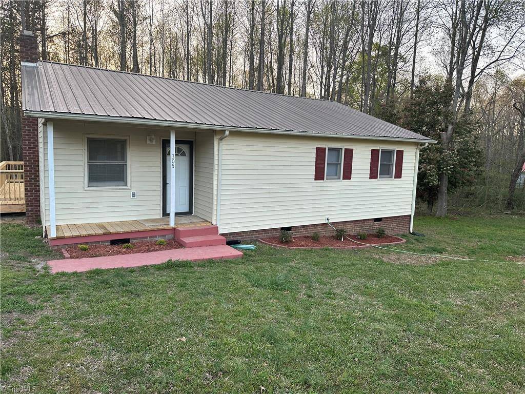 305 Leonard Meadow RD, Ramseur, NC 27316