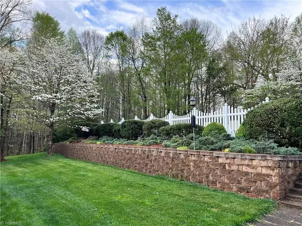 Wilkesboro, NC 28697,145 Fairview LN
