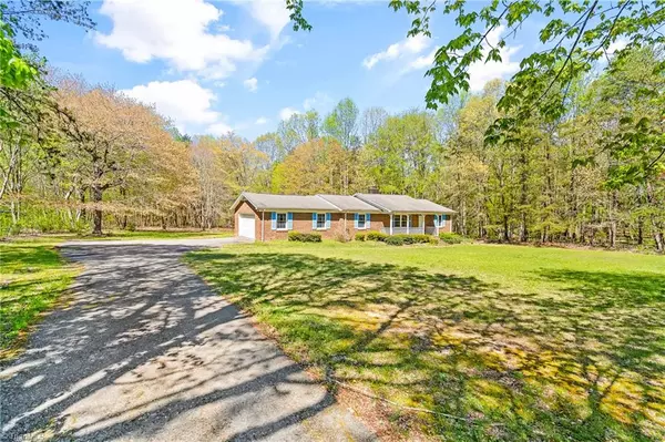 Summerfield, NC 27358,7409 Strader RD