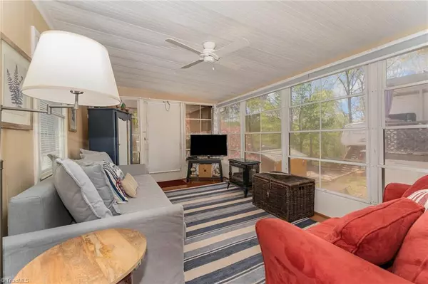 New London, NC 28127,119 Pier AVE
