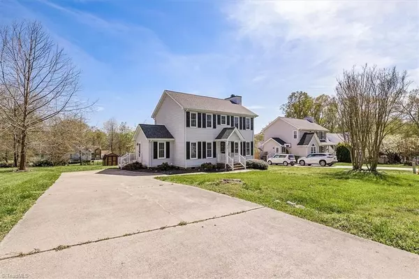 Eden, NC 27288,408 Evergreen CT