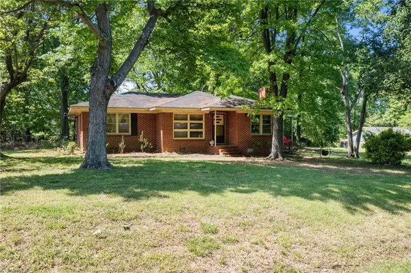 4009 Scottsdale RD, Greensboro, NC 27455