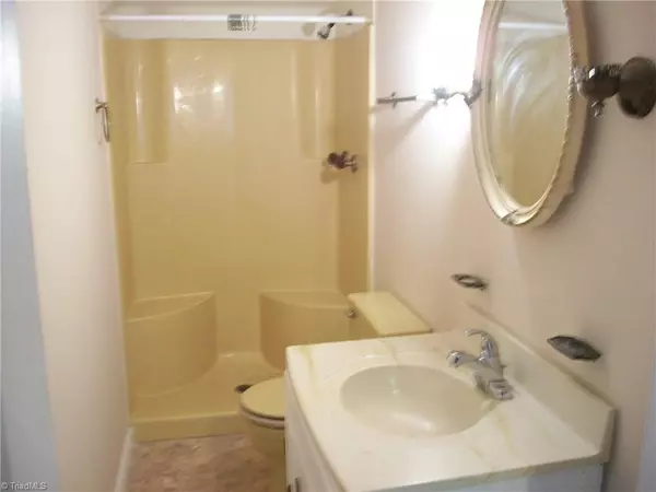 Eden, NC 27288,1345 Rivercrest DR