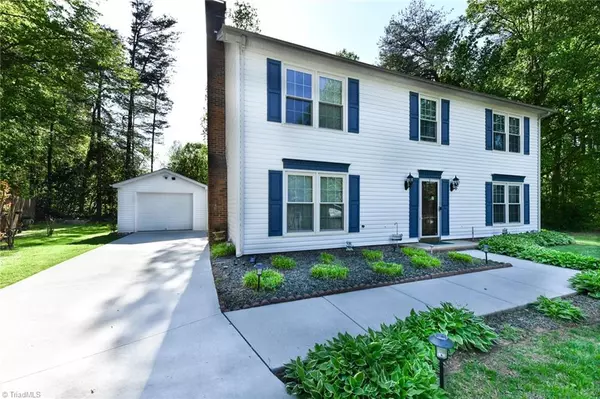 5 Hodge CT, Greensboro, NC 27407